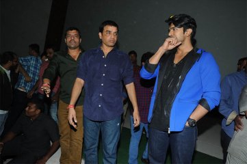 Yevadu Trailer Launch at Sandhya 70MM